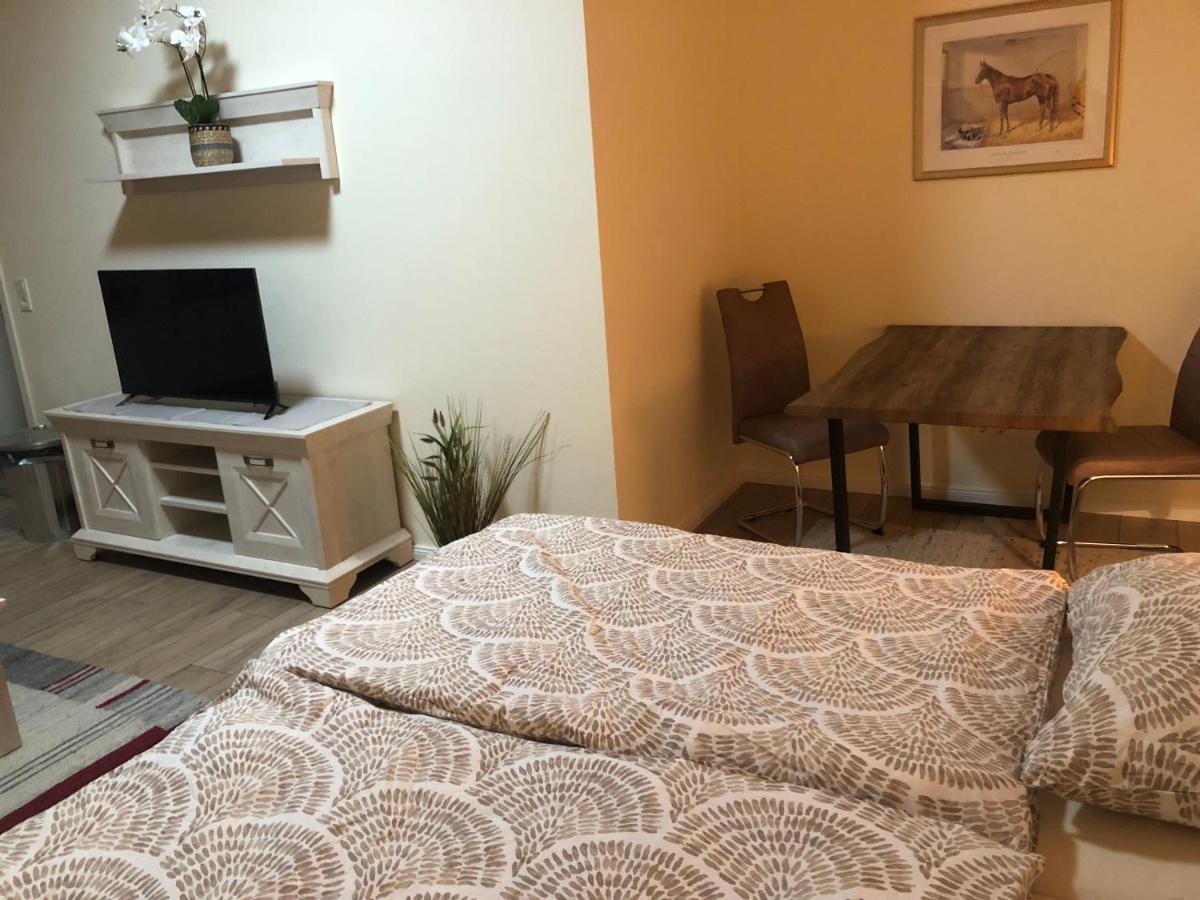 Ferienapartments Reitanlage Schenksolz Schenklengsfeld Екстериор снимка